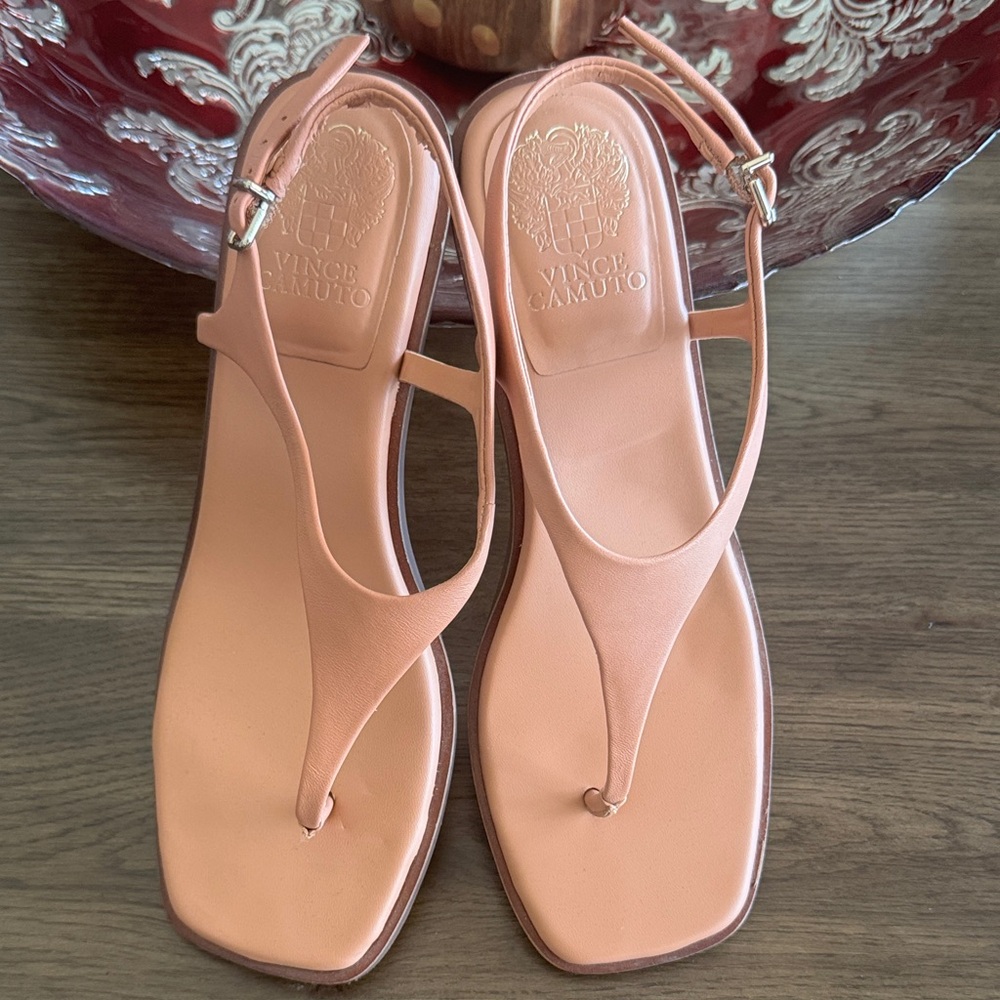 Vince Camuto Women's Coral Sandals